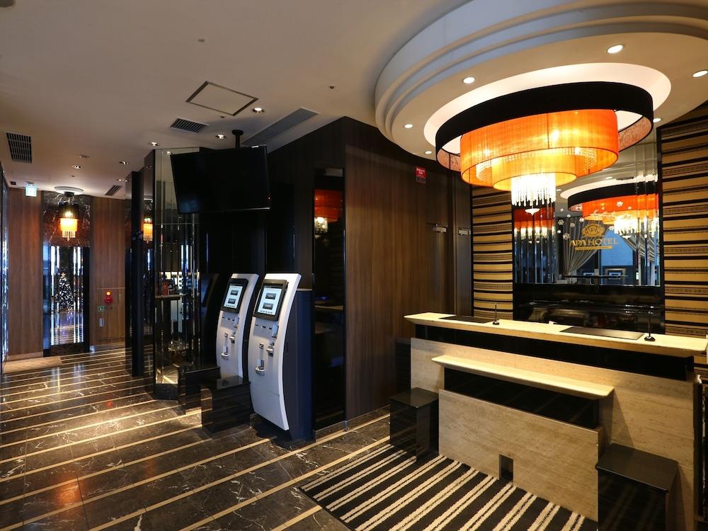 Apa Hotel Higashi Shinjuku Ekimae Tokio Buitenkant foto