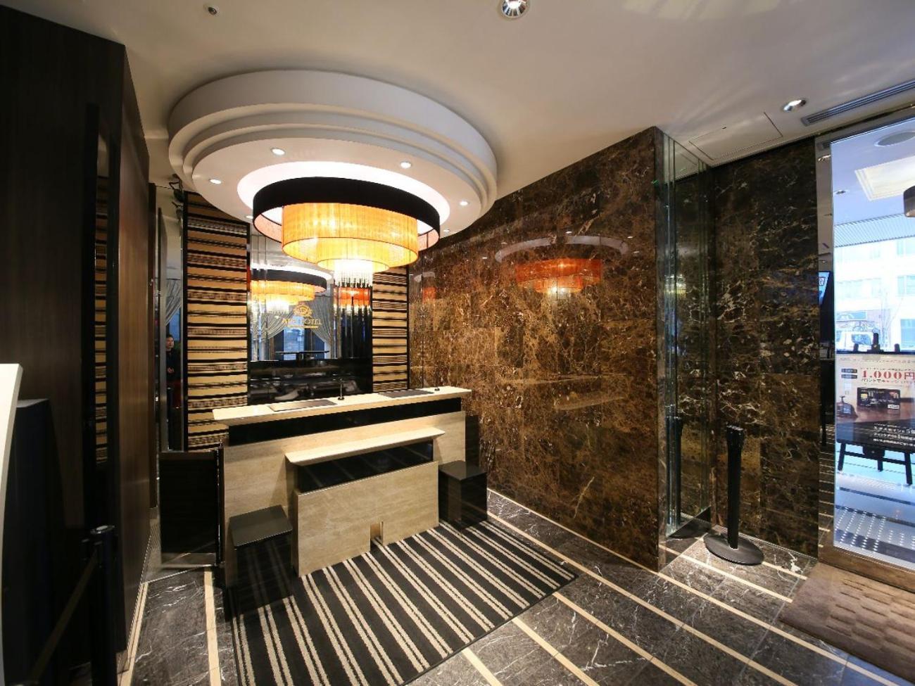 Apa Hotel Higashi Shinjuku Ekimae Tokio Buitenkant foto
