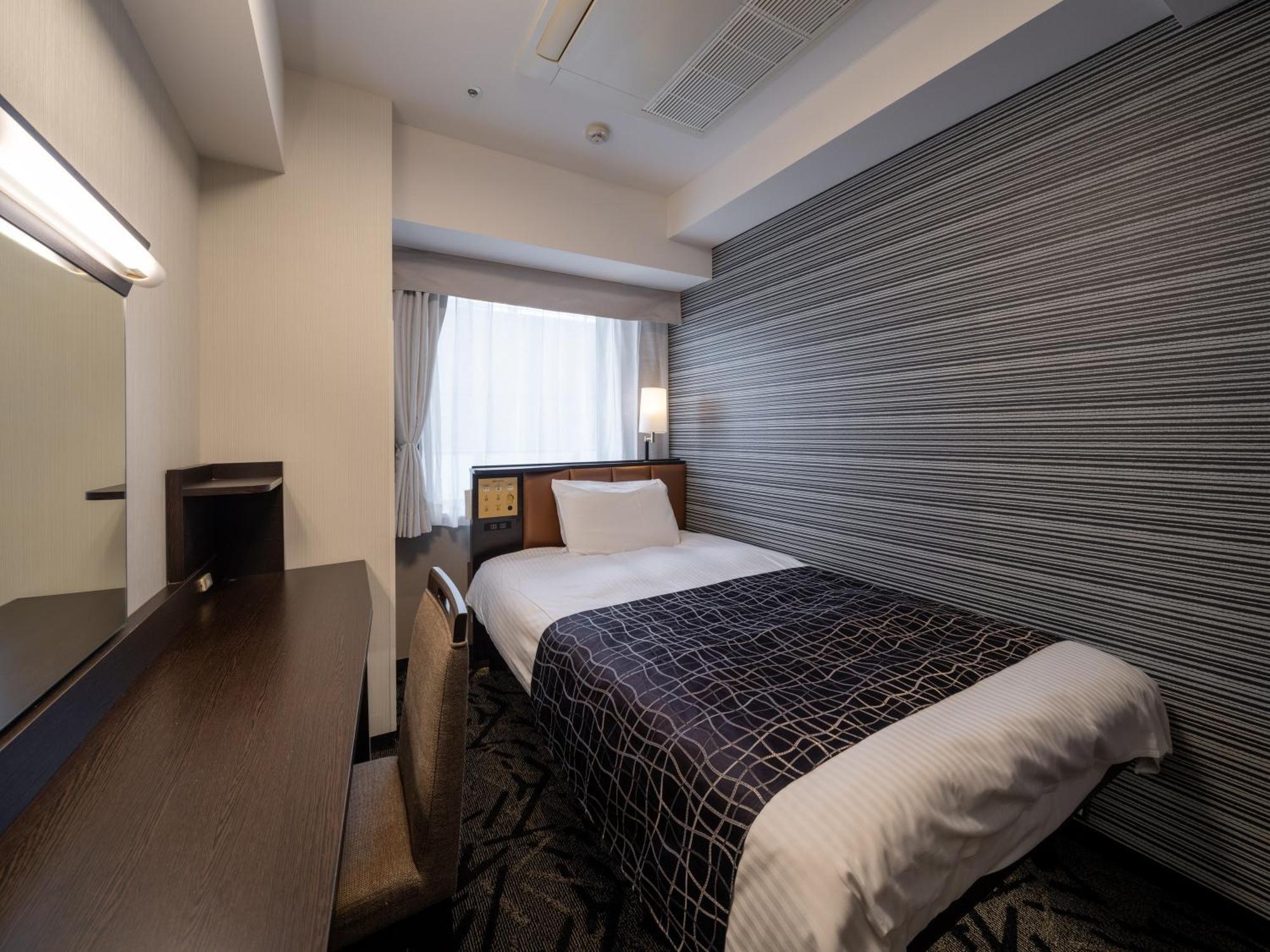 Apa Hotel Higashi Shinjuku Ekimae Tokio Buitenkant foto
